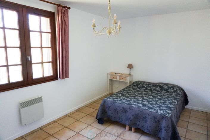 Image No.14-4 Bed Property for sale