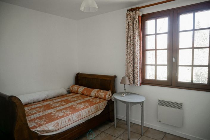 Image No.16-4 Bed Property for sale