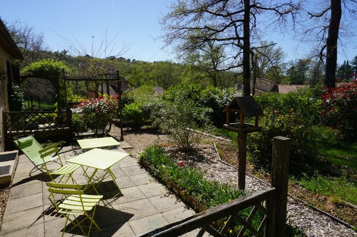 Image No.4-4 Bed Property for sale