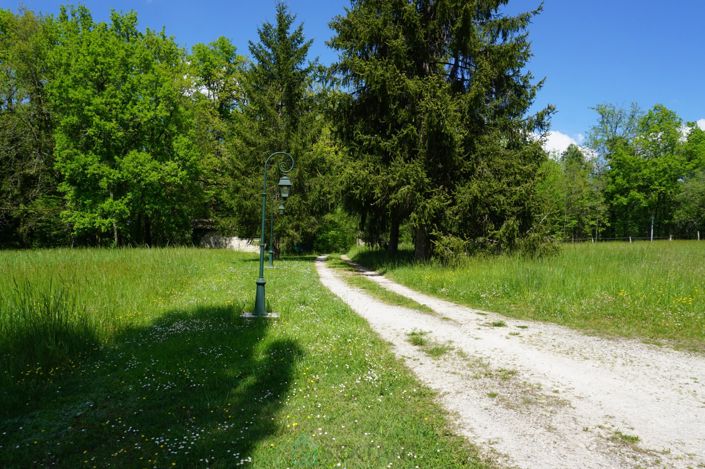 Image No.11-3 Bed Property for sale