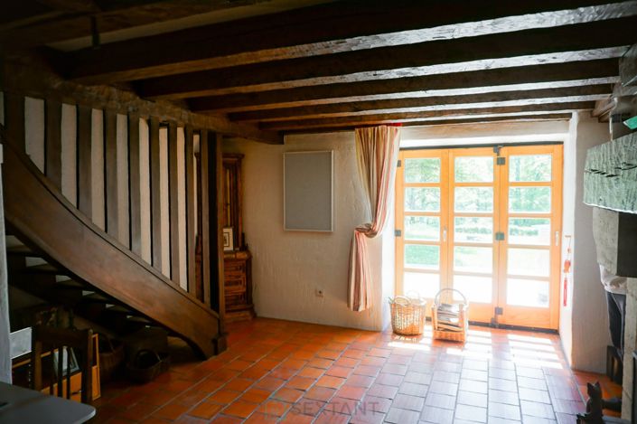 Image No.22-3 Bed Property for sale