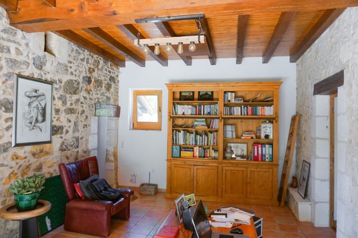 Image No.23-3 Bed Property for sale