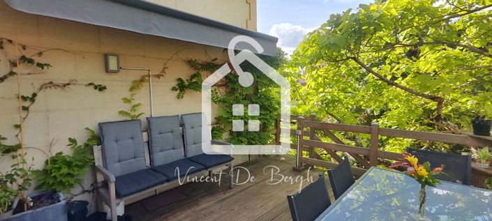 Image No.16-3 Bed Property for sale