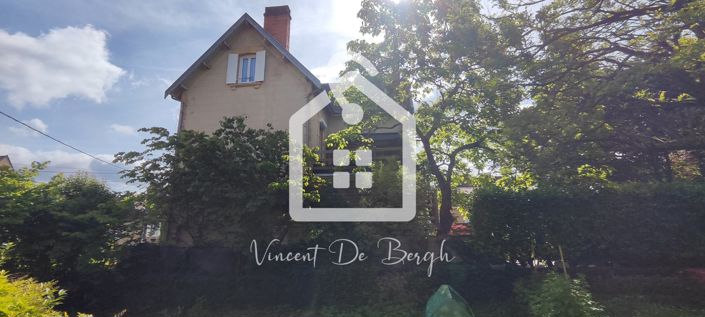 Image No.17-3 Bed Property for sale