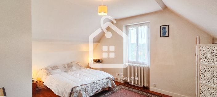 Image No.6-3 Bed Property for sale