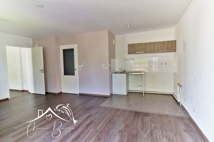 Image No.4-1 Bed Property for sale