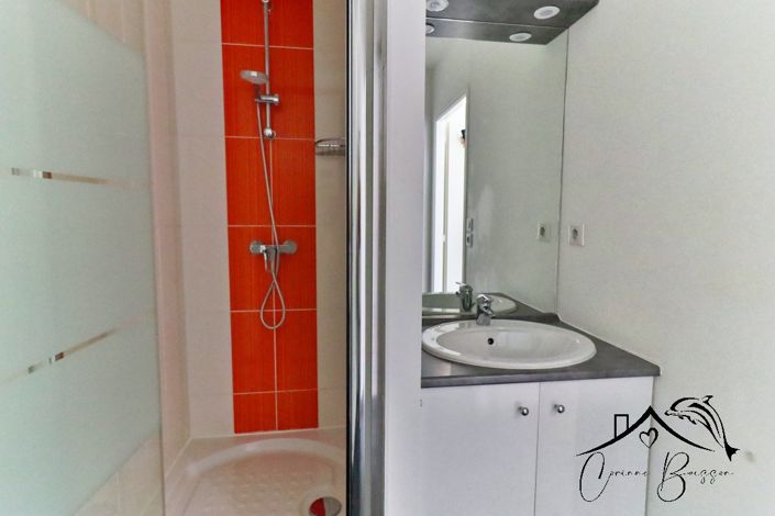 Image No.5-1 Bed Property for sale