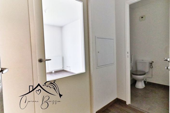 Image No.8-1 Bed Property for sale