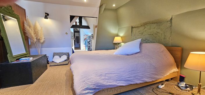 Image No.17-5 Bed House for sale