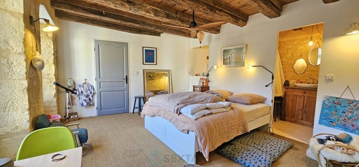 Image No.22-5 Bed House for sale