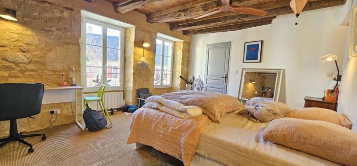 Image No.23-5 Bed House for sale