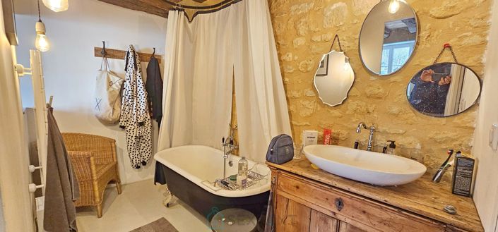 Image No.24-5 Bed House for sale