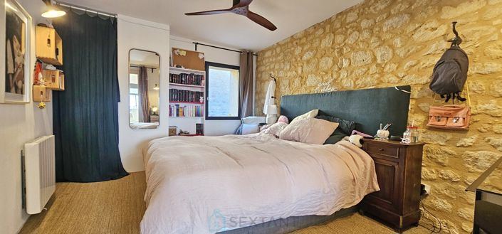 Image No.25-5 Bed House for sale