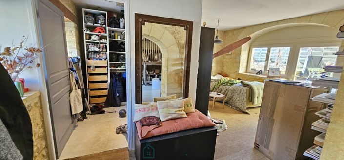 Image No.30-5 Bed House for sale