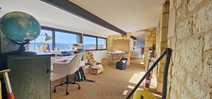 Image No.33-5 Bed House for sale