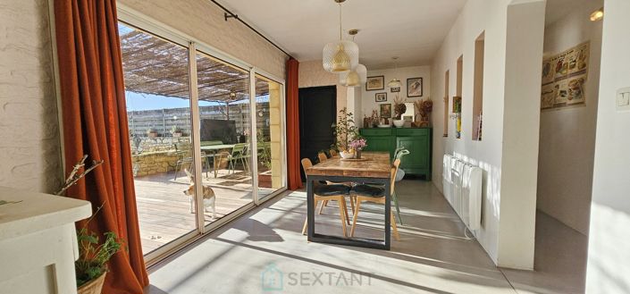 Image No.4-5 Bed House for sale