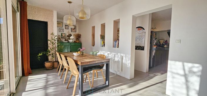 Image No.5-5 Bed House for sale