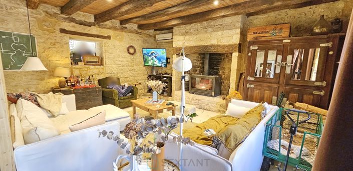 Image No.7-5 Bed House for sale