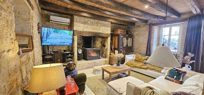 Image No.8-5 Bed House for sale