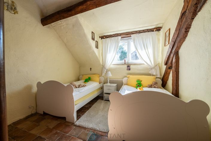 Image No.19-5 Bed Property for sale