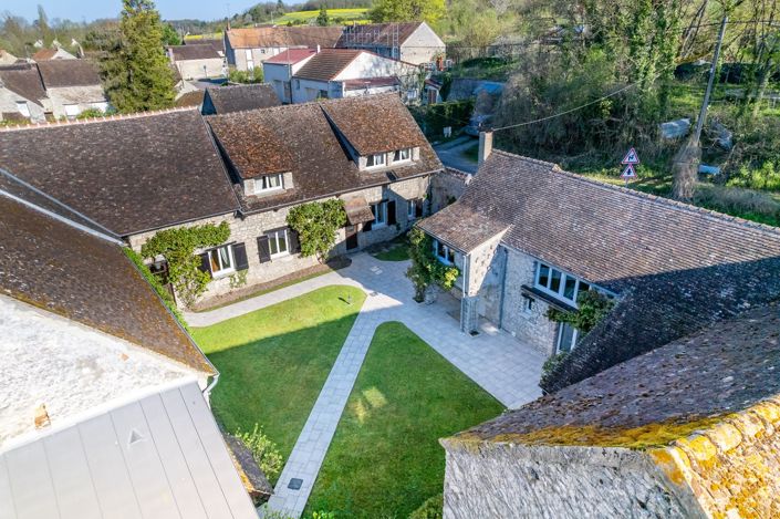 Image No.6-5 Bed Property for sale