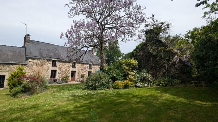 Image No.24-5 Bed Property for sale