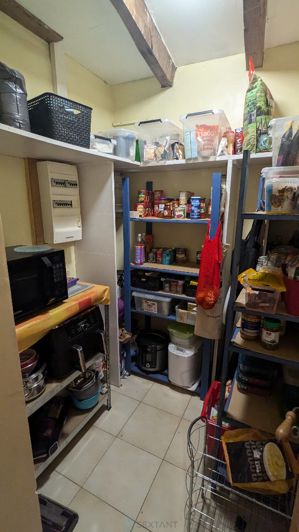 Image No.28-5 Bed Property for sale