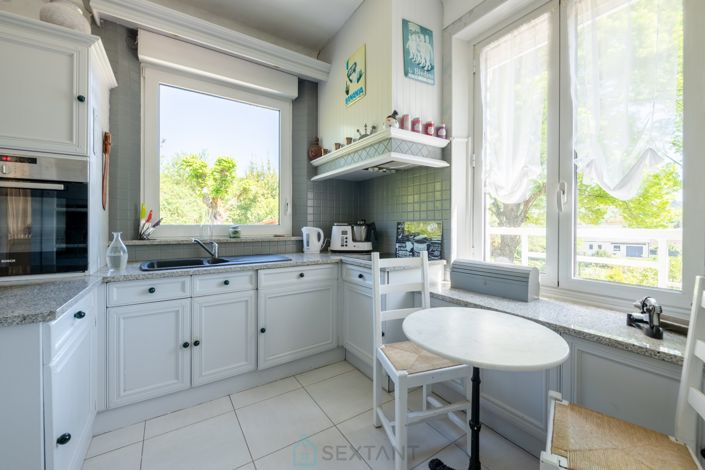 Image No.13-4 Bed House for sale