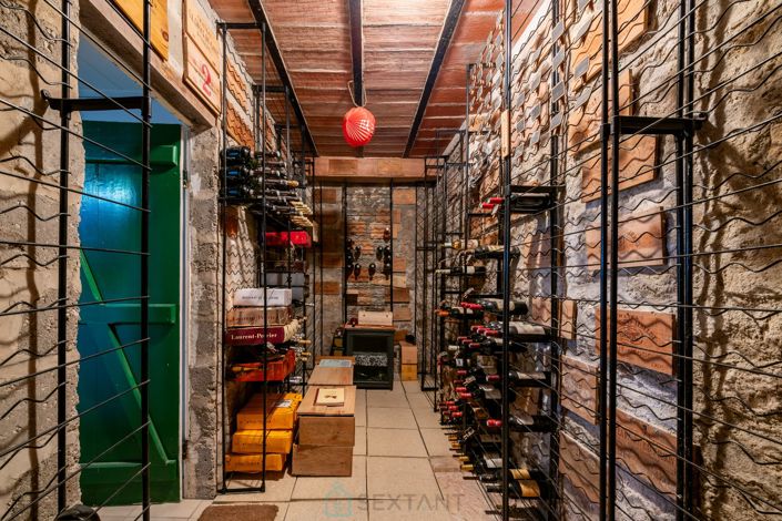 Image No.20-4 Bed House for sale