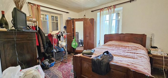 Image No.11-5 Bed House for sale