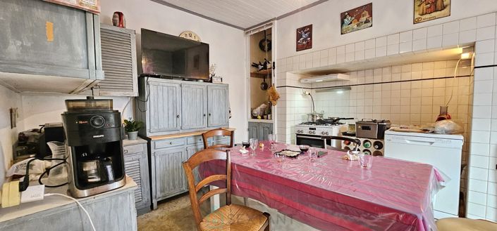 Image No.6-5 Bed House for sale