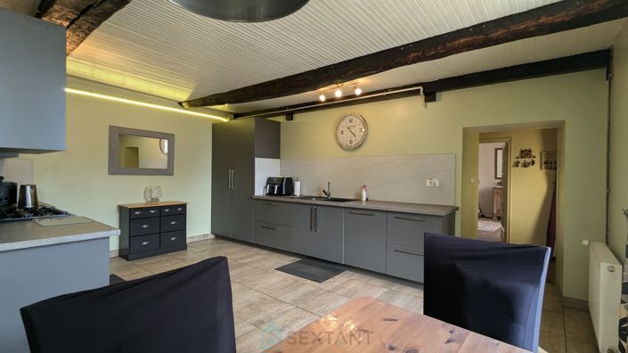 Image No.15-4 Bed Property for sale