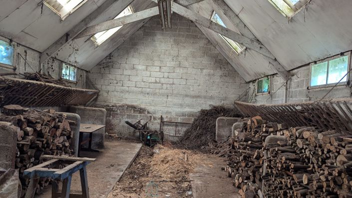 Image No.27-4 Bed Property for sale