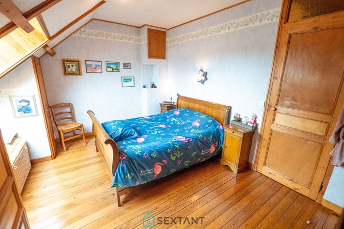 Image No.10-3 Bed House for sale