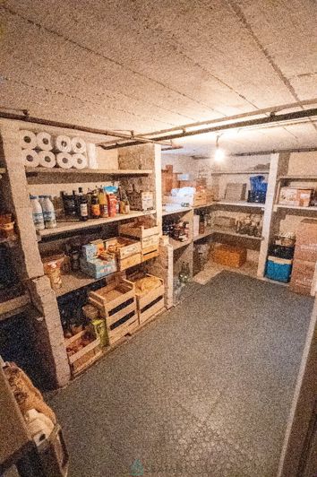 Image No.12-3 Bed House for sale