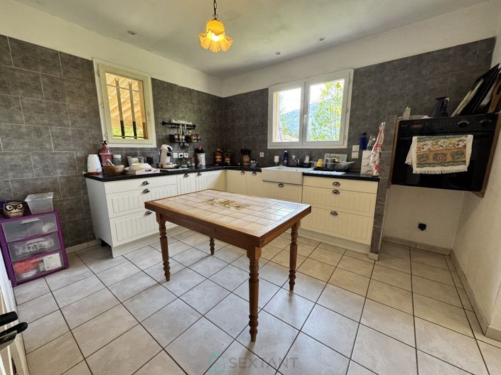 Image No.7-1 Bed Property for sale