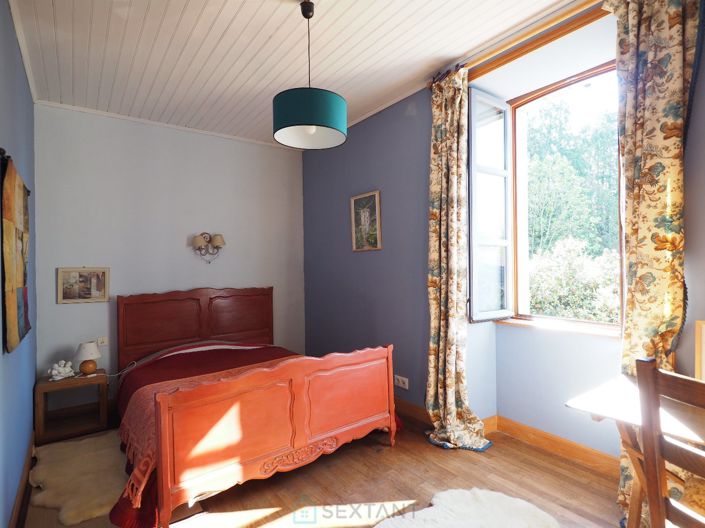 Image No.12-4 Bed House for sale