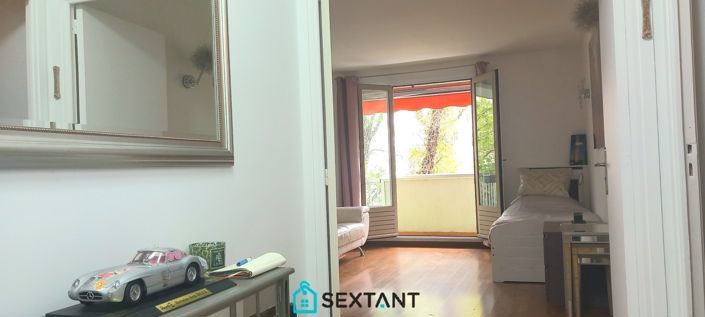 Image No.1-1 Bed Property for sale
