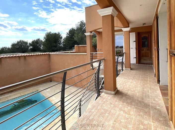 Image No.3-Villa for sale