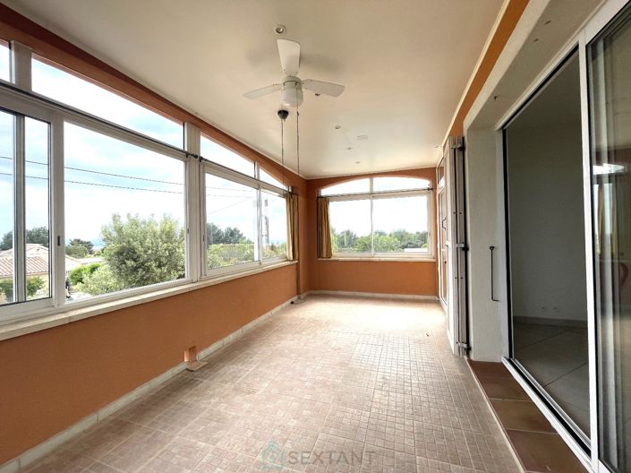 Image No.7-Villa for sale