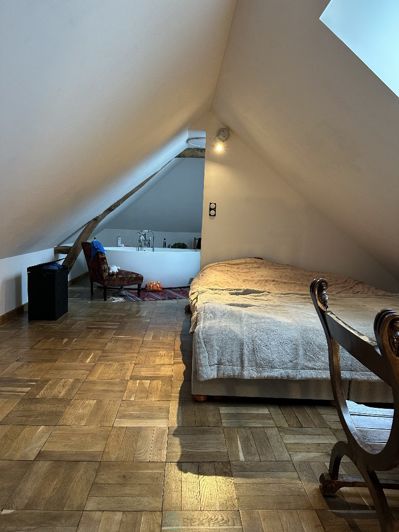 Image No.12-3 Bed Property for sale