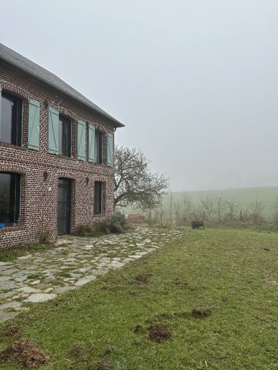 Image No.14-3 Bed Property for sale