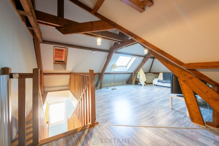 Image No.34-5 Bed Property for sale