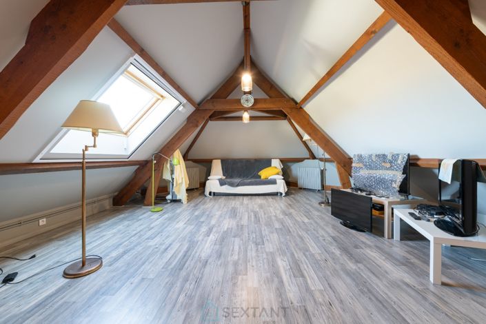 Image No.37-5 Bed Property for sale