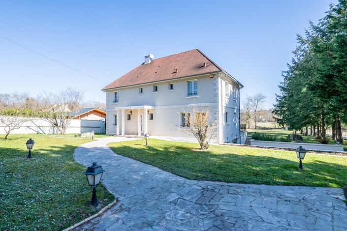 Image No.4-5 Bed Property for sale