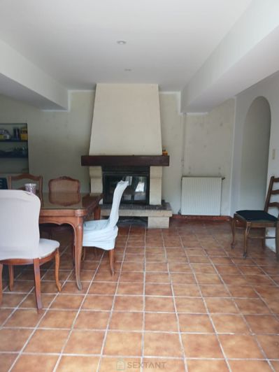 Image No.17-2 Bed Property for sale