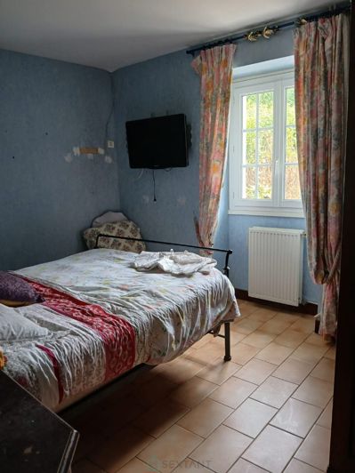 Image No.15-2 Bed Property for sale