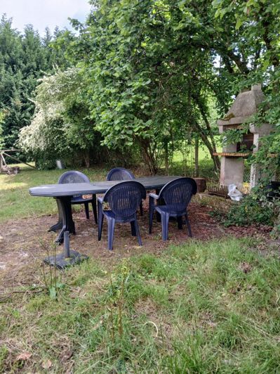 Image No.10-2 Bed Property for sale