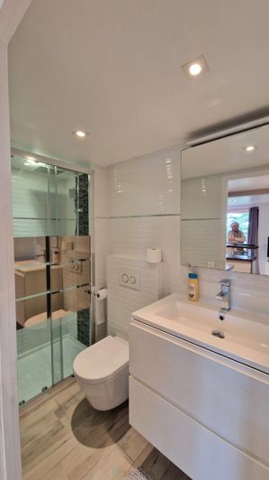 Image No.5-7 Bed Villa for sale