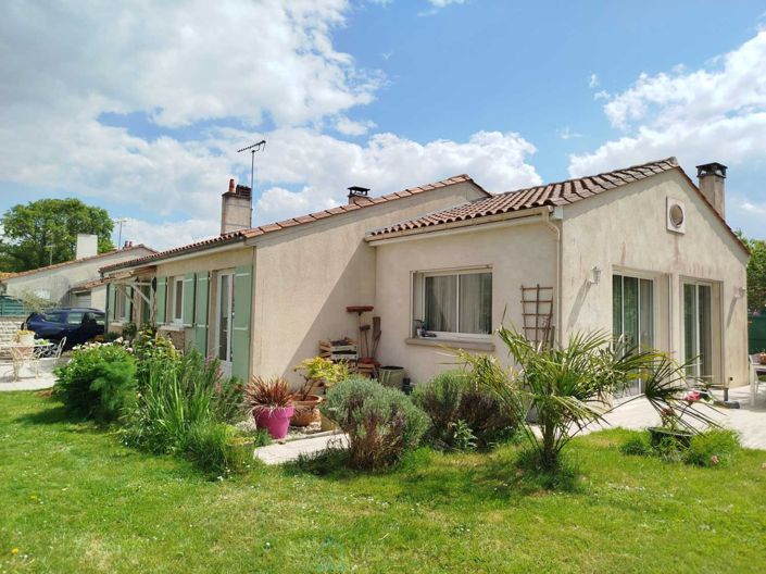 Image No.2-3 Bed House for sale